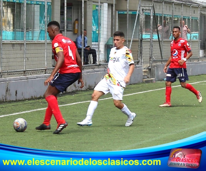 Ditaires F.C perdió la semifinal de la Primera A con el DIM por la mínima