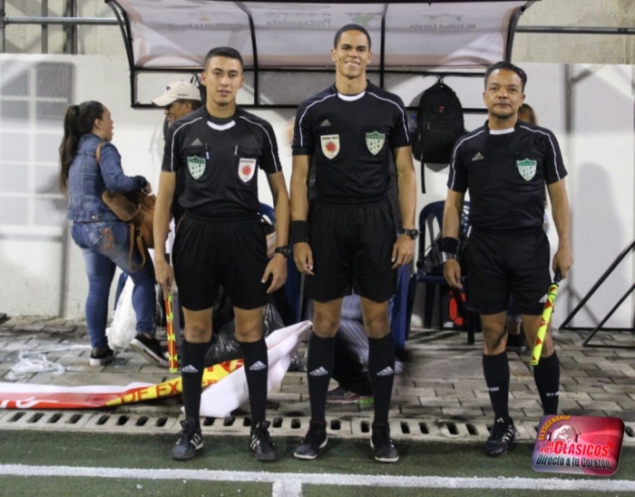 Lluvia de goles en el inicio del Vacacional de La Estrella