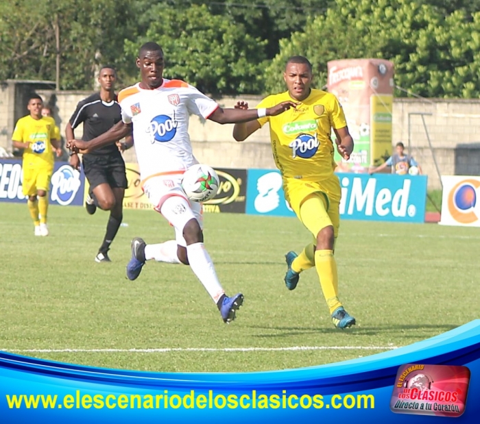 Copa Águila: Felinos y naranjas en tablas