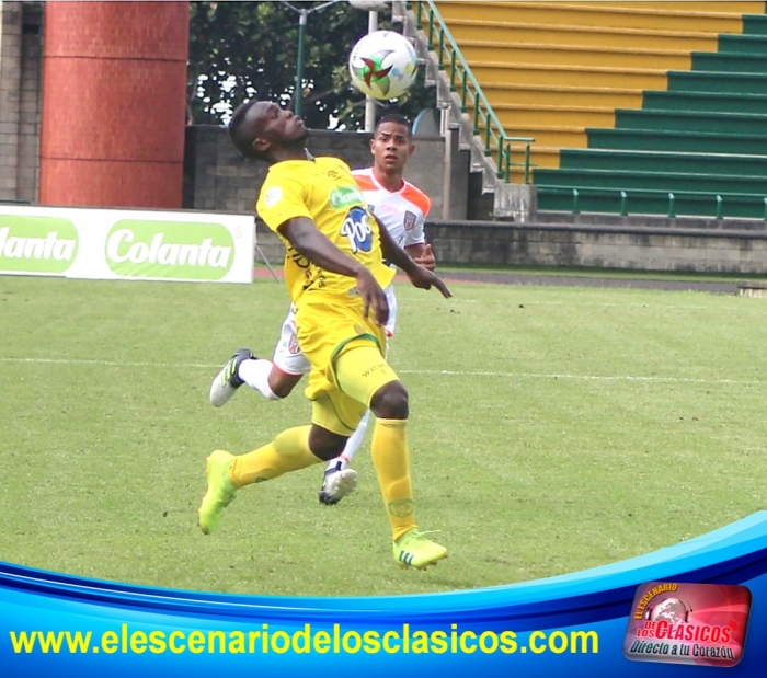 Copa Águila: Felinos y naranjas en tablas