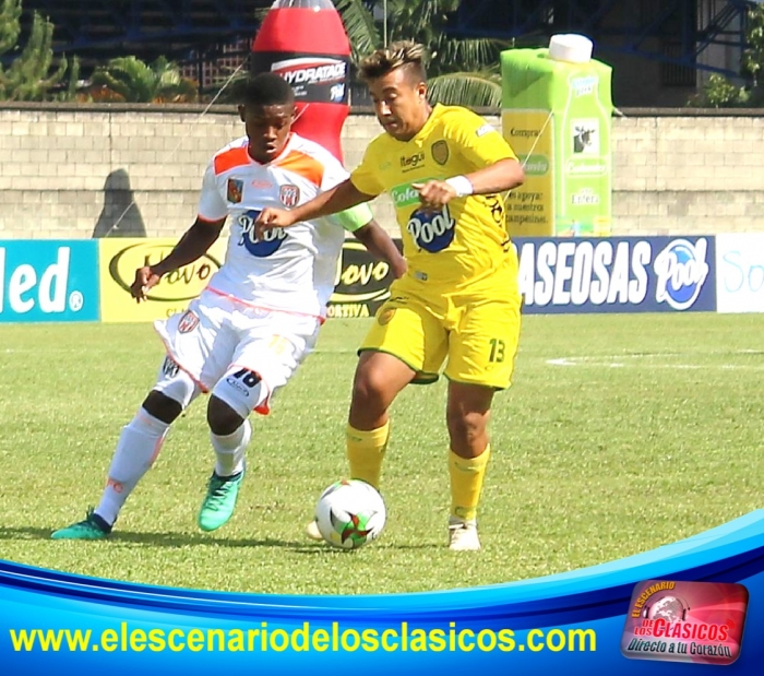 Copa Águila: Felinos y naranjas en tablas