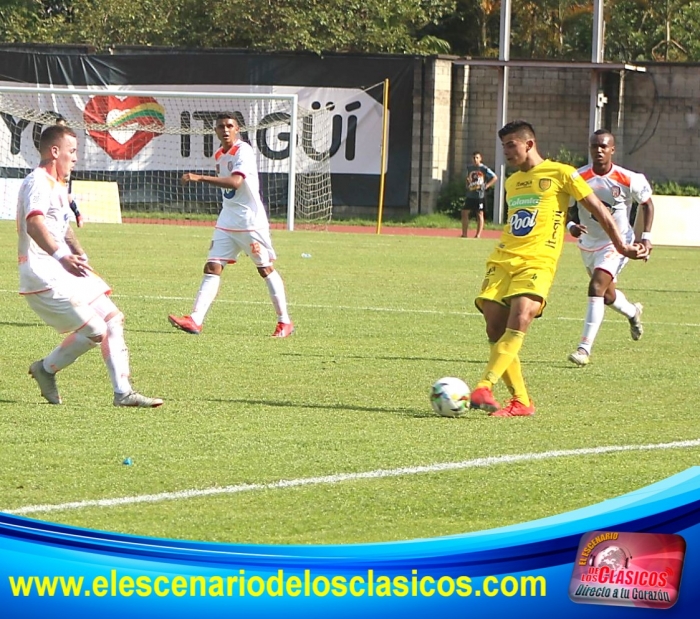 Copa Águila: Felinos y naranjas en tablas