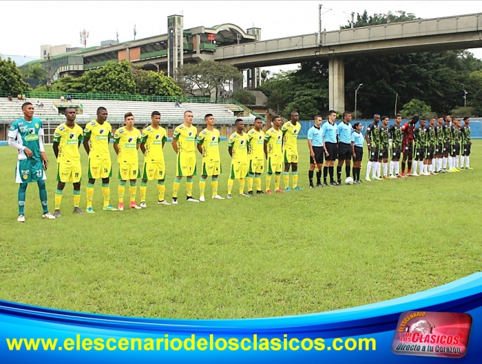 Súper Copa Juvenil: Apretada victoria de Alianza sobre Leones 