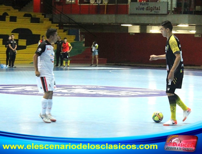 Liga Futsal: Estreno felino inesperado