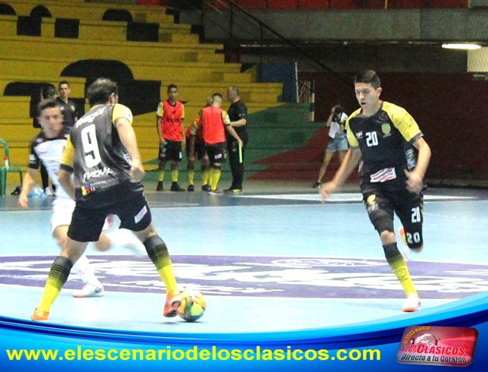 Liga Futsal: Estreno felino inesperado