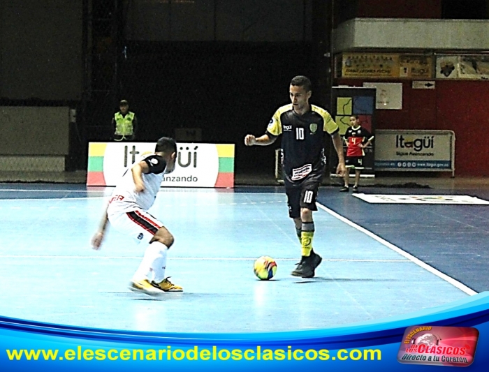 Liga Futsal: Estreno felino inesperado