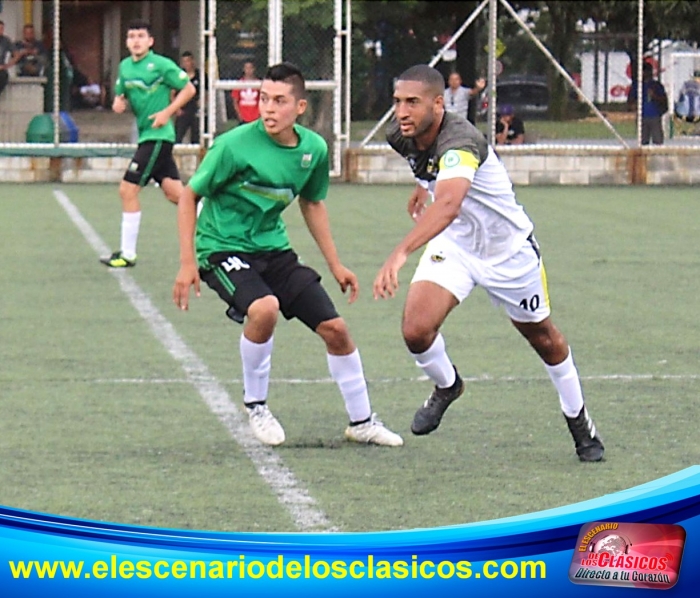 Ditaires F.C no encuentra el camino en la Primera A, perdió con el Politécnico