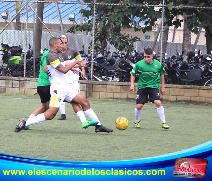 Ditaires F.C no encuentra el camino en la Primera A, perdió con el Politécnico