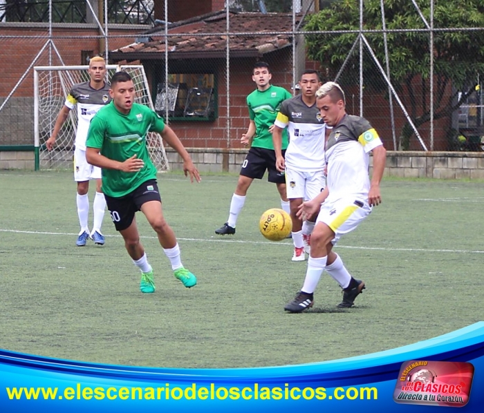 Ditaires F.C no encuentra el camino en la Primera A, perdió con el Politécnico