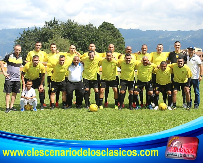 Plato futbolero en Ditaires con ex profesionales