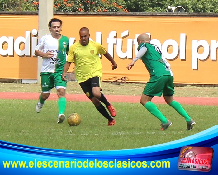 Plato futbolero en Ditaires con ex profesionales